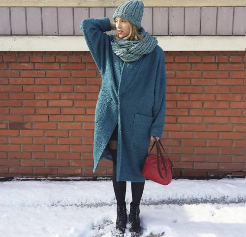 Пальто оверсайз. С чем носить женское пальто оверсайз — фото модных образов