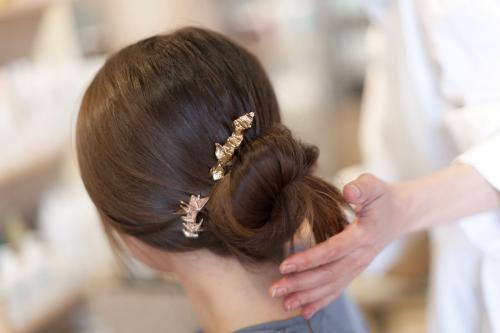 Заколки для коротких волос. Идеи с заколками «автомат» 24 Заколки для коротких волос. Идеи с заколками «автомат» 24