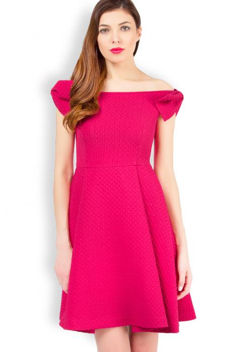 Малиновое платье с чем носить. Модные тенденции 2019 года