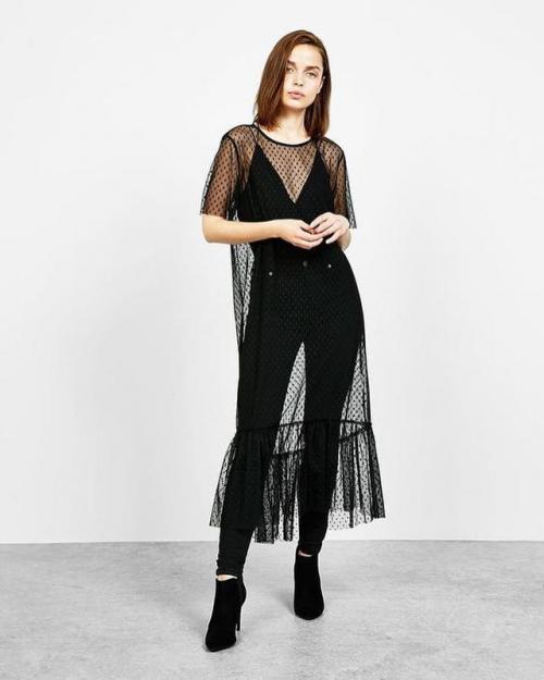 С чем носить джинсовое платье 2020. Как правильно носить платье   с джинсами: тренды 2020 с фото