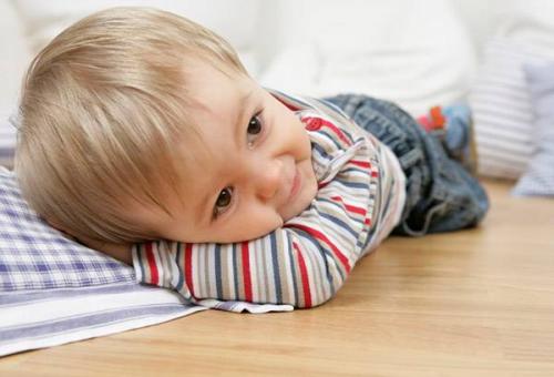 Можно ли спать на полу приметы. Почему нельзя спать на полу?