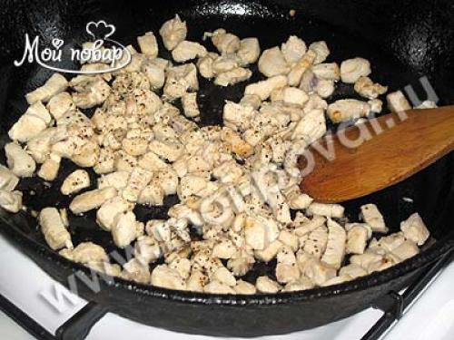 Лодочки из кабачков с курицей и рисом. Приготовление лодочек из кабачков, фаршированных курицей и овощами.