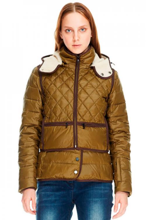 С чем носить черную куртку на синтепоне. Женские куртки на синтепоне: актуальные фасоны, расцветки, модные бренды