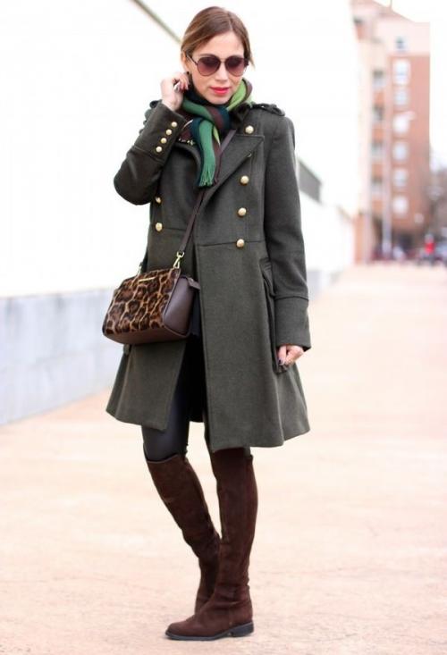 С какой обувью носить пальто короткое. С какой обувью носить женское пальто до колена?