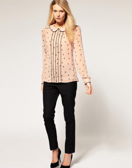 Бежевую блузку с чем носить. Бежевая блузка: с чем носить