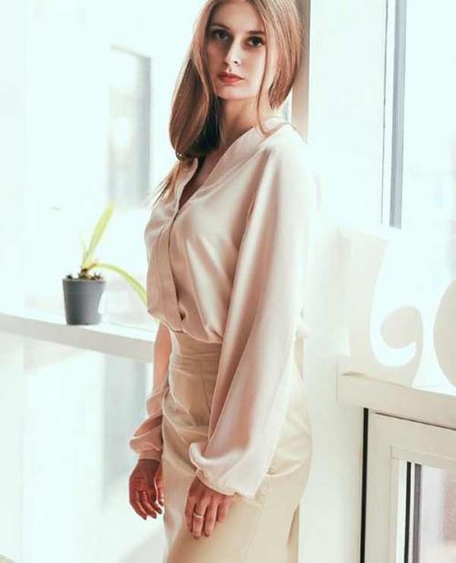 Бежевая рубашка женская. Бежевая блузка или рубашка: как носить, чтобы выглядеть на миллион