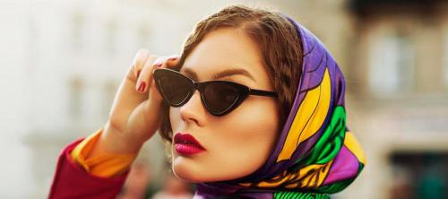 Кошачьи оправы. Кому подходят очки «кошачий глаз»?