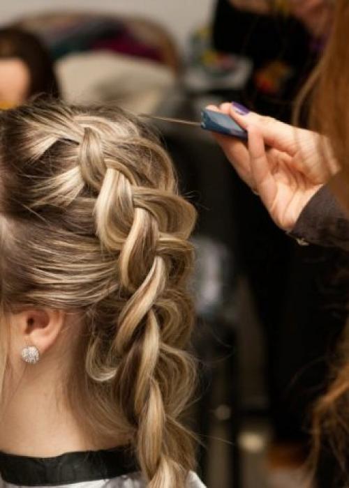 Прически на длинные волосы редкие волосы. Укладки для длинных прядей 09