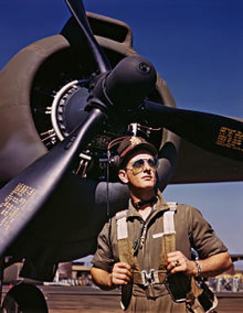 Как подобрать солнцезащитные очки женщине по форме лица. Геометрия и мода: как подобрать солнцезащитные очки по форме лица 15