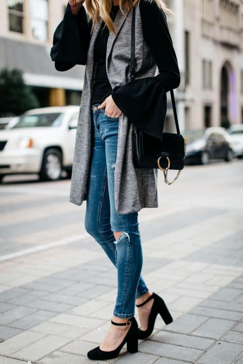 С чем носить удлиненный жилет белый. С чем носить удлиненный жилет зимой 2020 фото модные луки