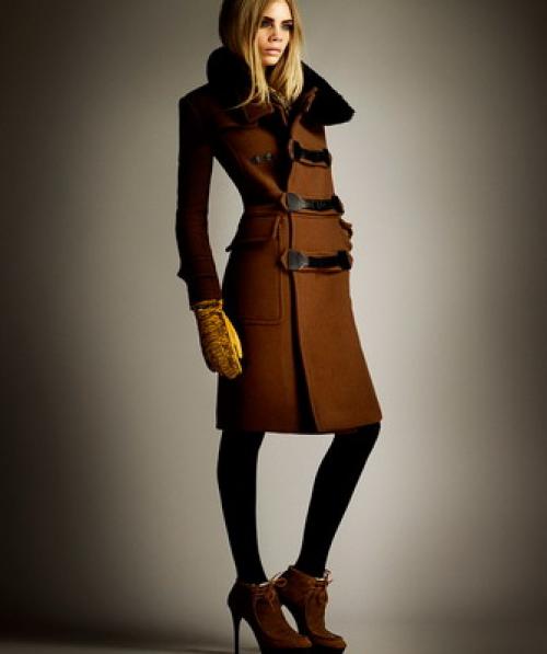 С чем носить удлиненное пальто. ДЛИННОЕ пальто — 55 фото-советов с чем носить. 39