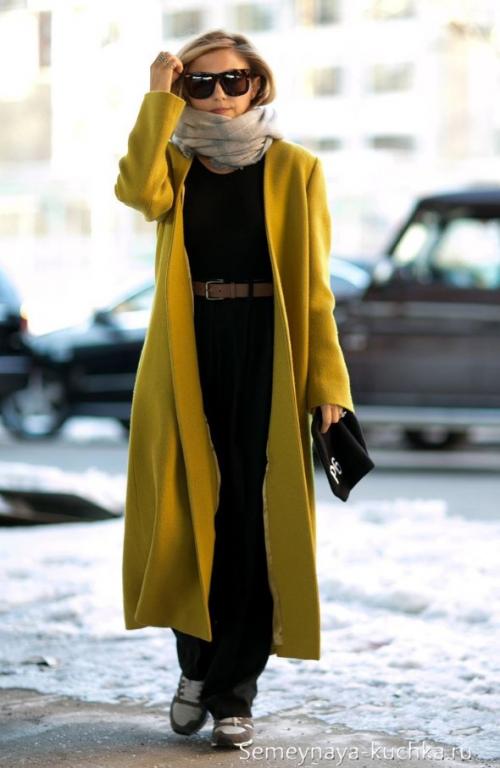 С чем носить удлиненное пальто. ДЛИННОЕ пальто — 55 фото-советов с чем носить.