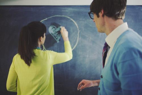 Как преодолеть любовь к преподавателю. Отношения преподавателя и ученика