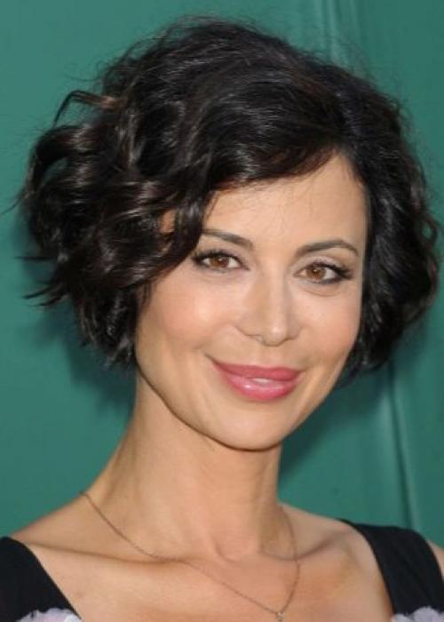 Модные стрижки для волнистых волос 2019. Красивые стрижки на средние кудрявые волосы 2019-2020 – идеальная длина для непослушных кудряшек 10