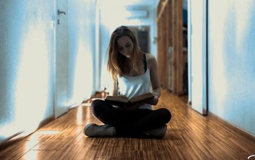 Депрессия одинокой женщины. Как принять одиночество и привыкнуть к нему