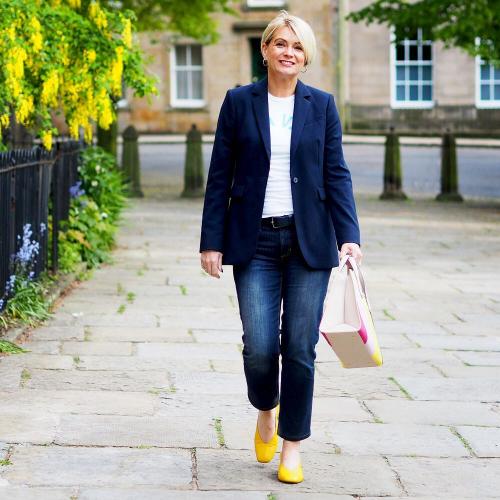 Джинсы 2019 года для женщин посл.  Правильно выбираем модель