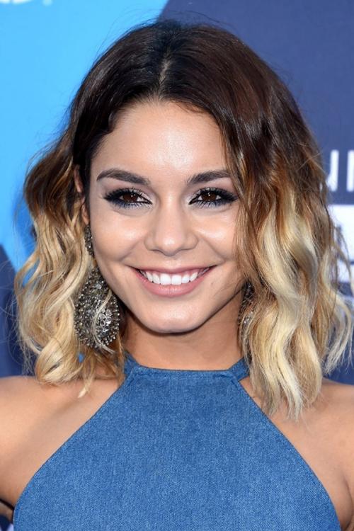 Волосы черные, а корни светлые. Знаменитости со светлыми волосами и темными корнями