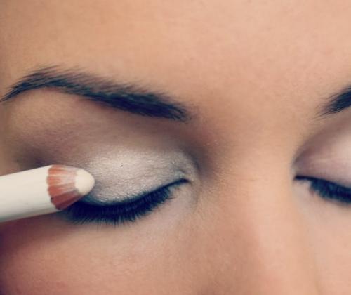 Каждая девушка должна это знать. Правила этикета, которые обязана знать каждая девушка! 15