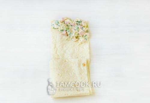 Начинки для лавашей тонких с сыром и колбасой. Жареный лаваш с колбасой и сыром