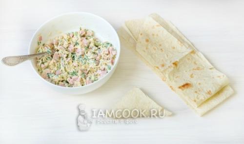 Начинки для лавашей тонких с сыром и колбасой. Жареный лаваш с колбасой и сыром