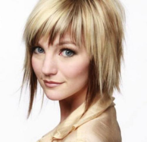 Стрижки многослойные на короткие волосы вид сзади. Каскад на короткие женские волосы