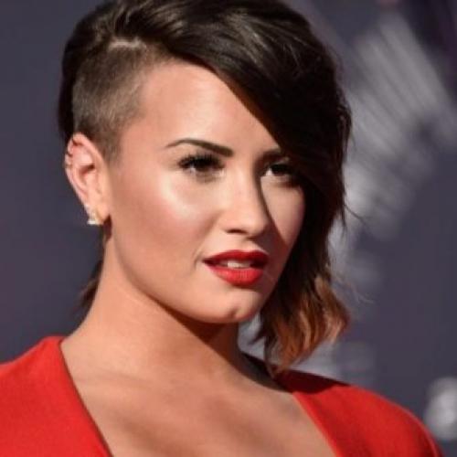 Рисунки машинкой на голове для девушек. Прически с рисунками для мальчиков и парней 10