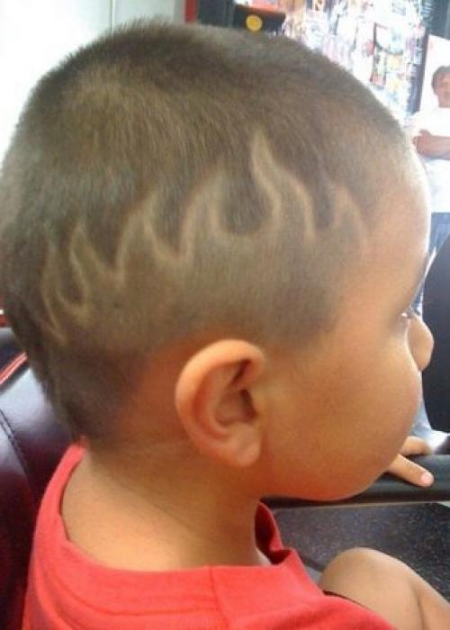 Рисунки машинкой на голове для девушек. Прически с рисунками для мальчиков и парней 14