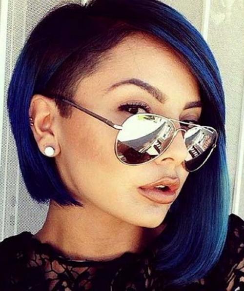 Короткая асимметричная стрижка с длинной челкой. Модные асимметричные стрижки 2020: минимализм и casual 06