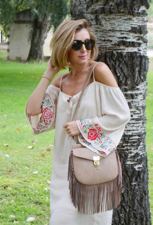 Модели нарядных платьев для женщин 50 лет. Фасоны летних платьев для женщин 50 лет 02