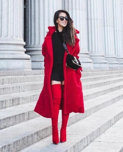 С чем носить яркое пальто. Выбираем модную модель