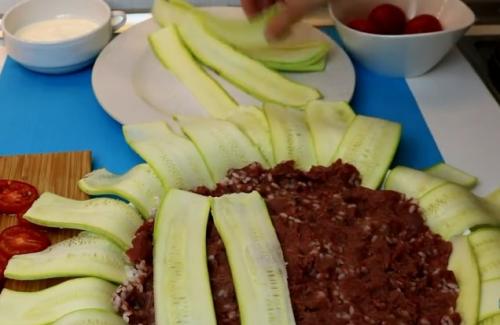 Торт из кабачков вкуснейший кабачковый торт.   Торт из кабачков с фаршем и грибами