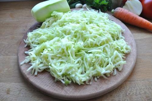 Торт из кабачковых блинчиков с помидорами. Вкуснейший кабачковый торт — лучший рецепт