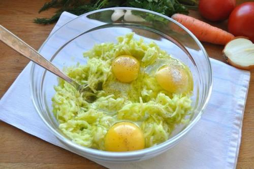 Торт из кабачковых блинчиков с помидорами. Вкуснейший кабачковый торт — лучший рецепт