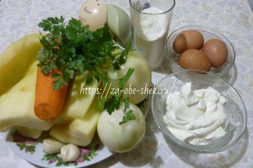 Торт из кабачковых блинчиков с морковью. Сочный кабачковый торт с морковью и луком