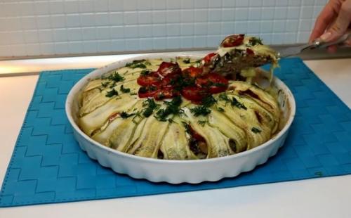 Торт из кабачков вкуснейший кабачковый торт.   Торт из кабачков с фаршем и грибами