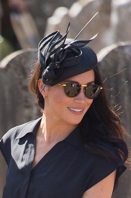 Как подобрать солнцезащитные очки по форме лица женщине. Геометрия и мода: как подобрать солнцезащитные очки по форме лица 08 Как подобрать солнцезащитные очки по форме лица женщине. Геометрия и мода: как подобрать солнцезащитные очки по форме лица 08