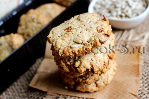 Печенье из злаков и орехов. Злаковое печенье