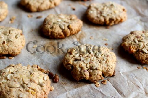 Печенье из злаков и орехов. Злаковое печенье