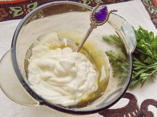 Заправка для салата вместо майонеза диетическая. Соус-заправка для салатов вместо майонеза.