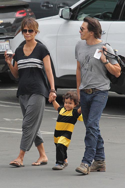 45 лет звезды. Знаменитости за 45 лет, сохранившие молодость 19