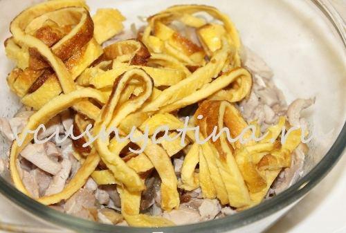 Салат из шампиньонов и омлета. Салат с омлетом — самые вкусные блюда