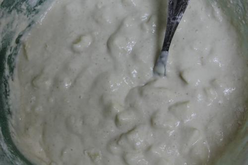 Яблочные оладьи с манкой. Яблочные оладьи на манке и кефире