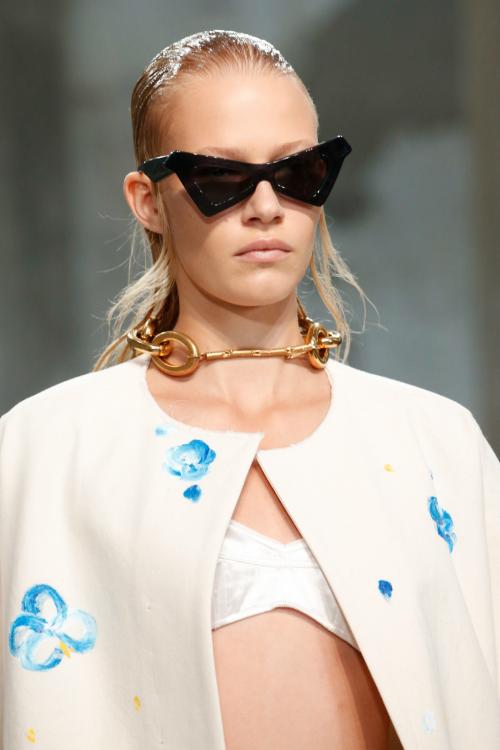 Солнцезащитные очки для треугольного лица. Модные треугольные очки