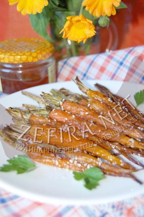 Запеченная морковь с медом. Печеная в духовке морковь с медом и имбирем