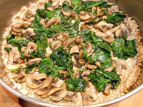 Диетический пирог с курицей и грибами