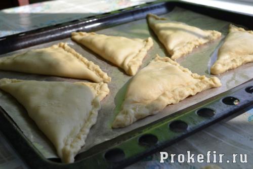 ПП-хачапури из творога с яйцом. Рецепт 5: слоеные хачапури с творогом и сыром