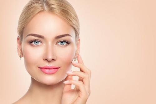 Гимнастика для лица: упражнения. Упражнения для подтяжки лица от Жаклин Кеннеди