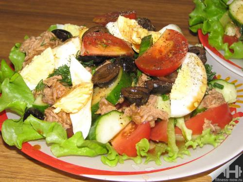 Салат с тунцом ПП на ужин с кукурузой. Пп-варианты салатов из тунца. идеально на ужин