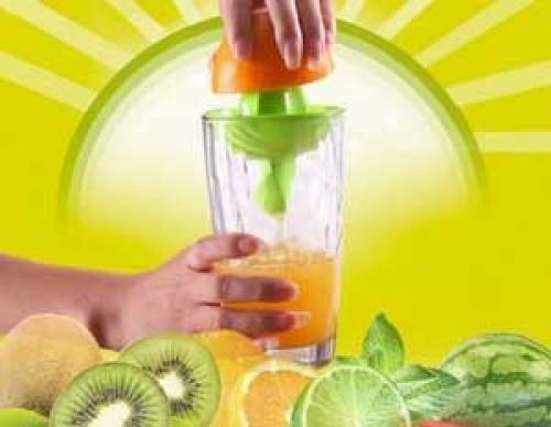 Соки.  Самые полезные соки для детей