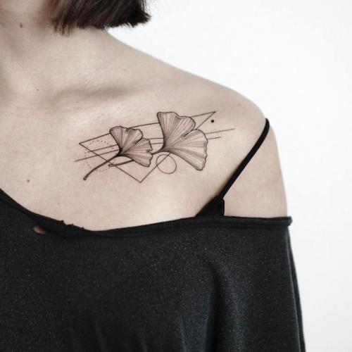 Тату на ключицах. Тату на ключице – значение